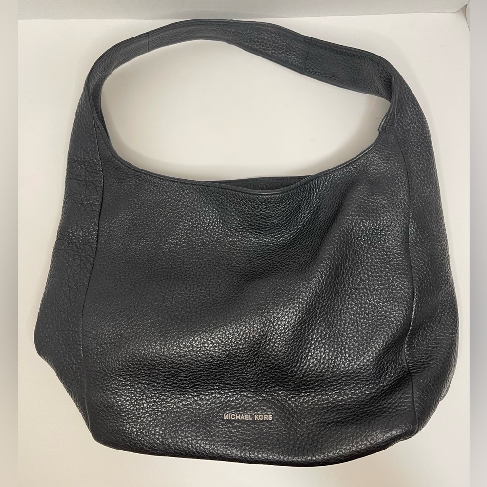 Michael Kors Classic Hobo Bag
